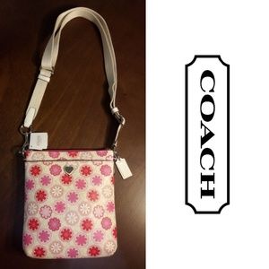 Coach | Floral Swingpack Bag